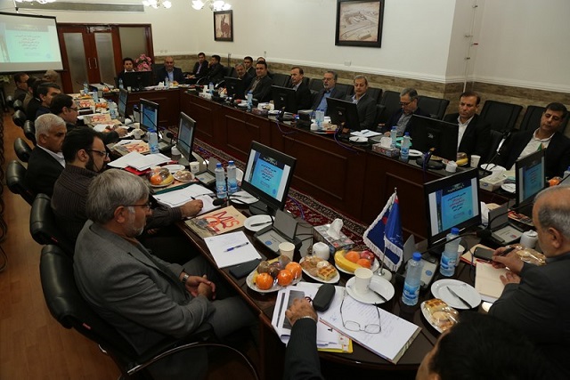 چهارمین نشست هم اندیشی مدیران عامل شرکت های بهره بردار تابع مناطق نفتخیز جنوب در مسجدسلیمان برگزار شد