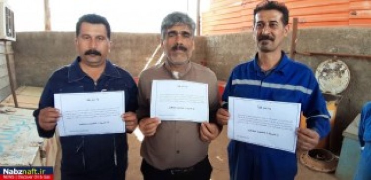 گزارش تصویری نبض نفت از تشکر پرسنل پالایشگاه آبادان از کادر درمان و پزشکی گزارش تصویری نبض نفت از تشکر پرسنل پالایشگاه آبادان از کادر درمان و پزشکی