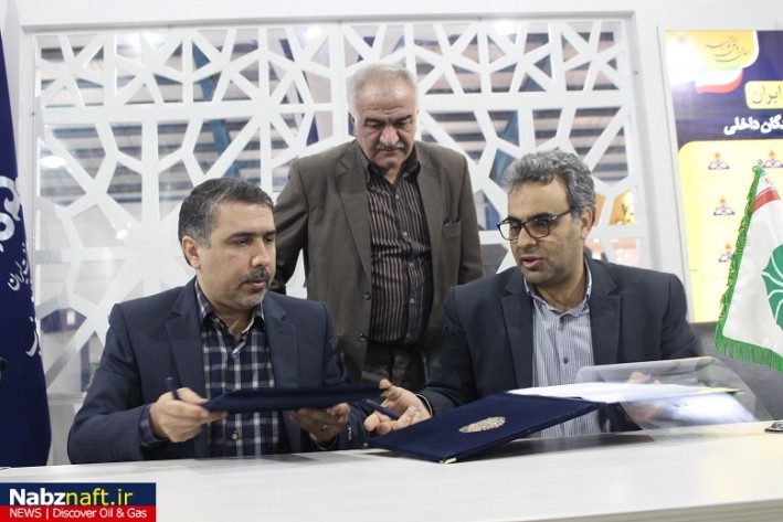 'گزارش تصویری نبض نفت از آیین انعقاد قرارداد پژوهشی بین شرکت ملی مناطق نفتخیز جنوب و دانشگاه شهید چمران اهواز و دانشگاه آزاد اسلامی ماهشهر 'گزارش تصویری نبض نفت از آیین انعقاد قرارداد پژوهشی بین شرکت ملی مناطق نفتخیز جنوب و دانشگاه شهید چمران اهواز و دانشگاه آزاد اسلامی ماهشهر