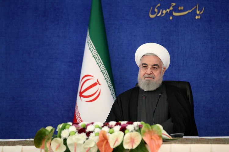 افتتاح طرحهای پتروشیمی به دست متخصصان ایرانی نشانه قدرت ملت ایران است افتتاح طرحهای پتروشیمی به دست متخصصان ایرانی نشانه قدرت ملت ایران است