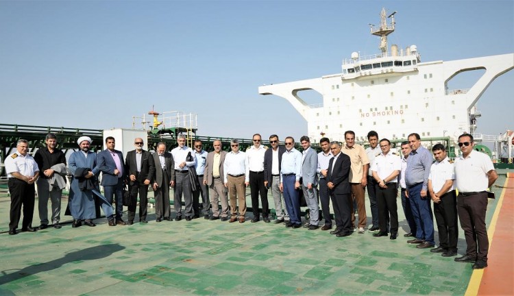تقدیر رییس صندوق بازنشستگی نفت از دریانوردان شرکت ملی نفتکش+گزارش تصویری تقدیر رییس صندوق بازنشستگی نفت از دریانوردان شرکت ملی نفتکش+گزارش تصویری