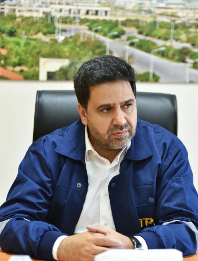 «سید نوراله میر اشرفی» پدیده صنعت پتروشیمی ایران شد؛ پتروشیمی تبریز، تندیس پدیده صنعت را بار دیگر به خانه برد