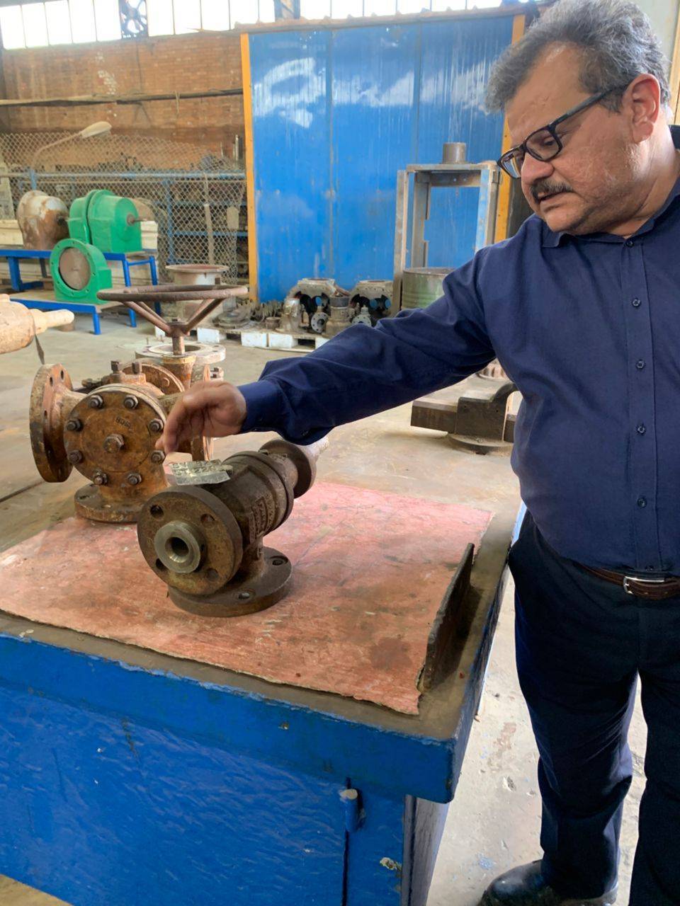 پایش لحظه‌به‌لحظه مجتمع در شرایط خاص؛ رصد میدانی مهندس خسروی مدیرعامل پتروشیمی آبادان