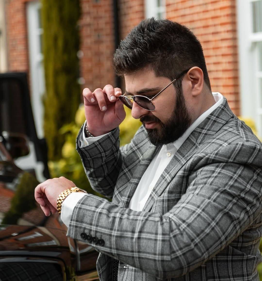 فرزاد وجیهی؛ یکی از برترین تریدرهای جهان با استراتژی‌های سودآور